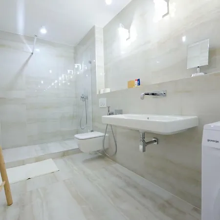 Center Aupark Appartement Piest'any